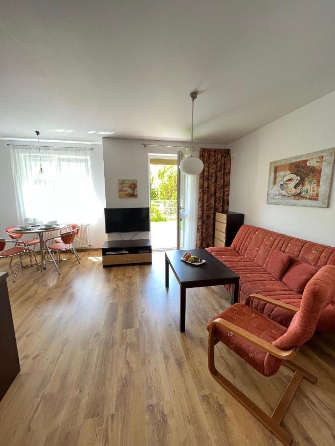 Apartament Z Garazem I Ogrodem Kołobrzeg Eksteriør bilde