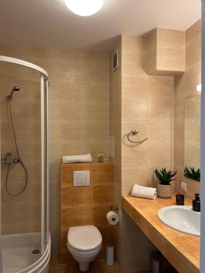 Apartament Z Garazem I Ogrodem Kołobrzeg Eksteriør bilde