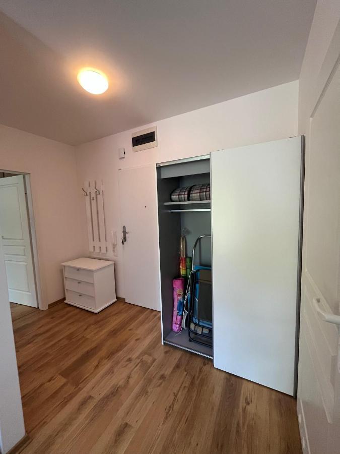 Apartament Z Garazem I Ogrodem Kołobrzeg Eksteriør bilde