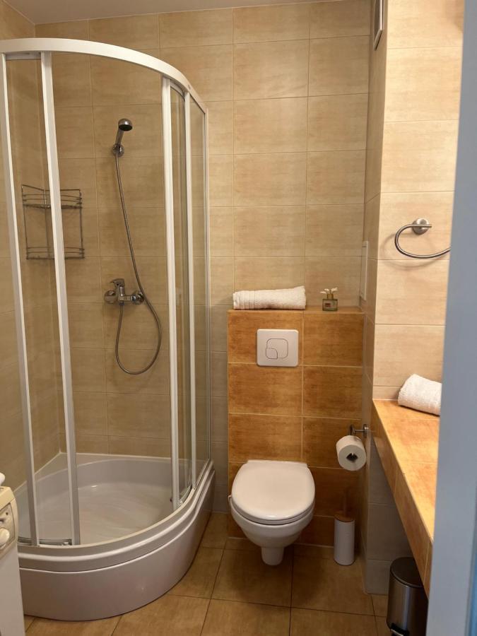 Apartament Z Garazem I Ogrodem Kołobrzeg Eksteriør bilde