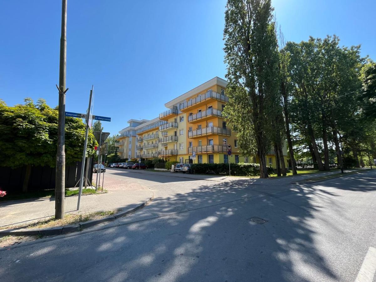 Apartament Z Garazem I Ogrodem Kołobrzeg Eksteriør bilde